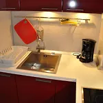 Alessia Apartments-top Location And Garage Parking 아파트 *