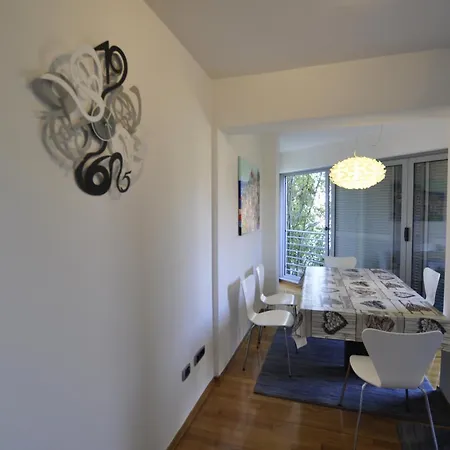 Alessia Apartments-top Location And Garage Parking Apartment *