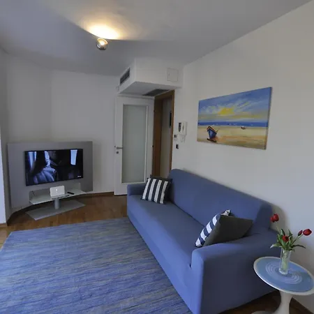 Alessia Apartments-top Location And Garage Parking Apartment Rovinj