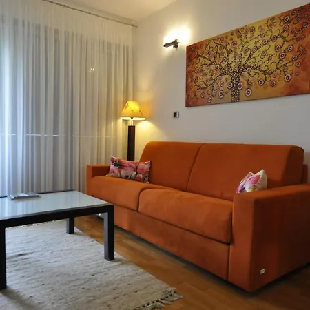 Alessia Apartments-top Location And Garage Parking Apartment