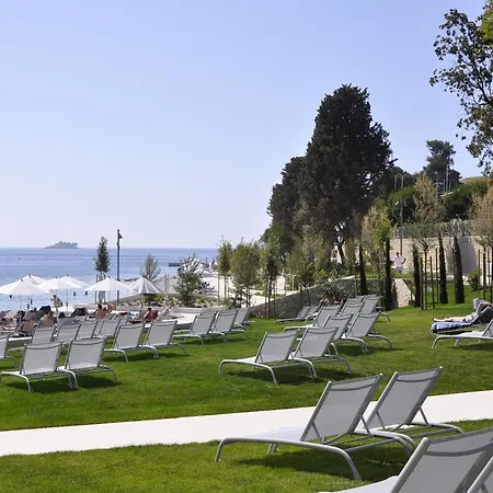 Alessia Apartments-top Location And Garage Parking *