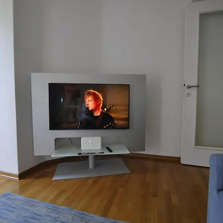 Alessia Apartments-top Location And Garage Parking Appartement