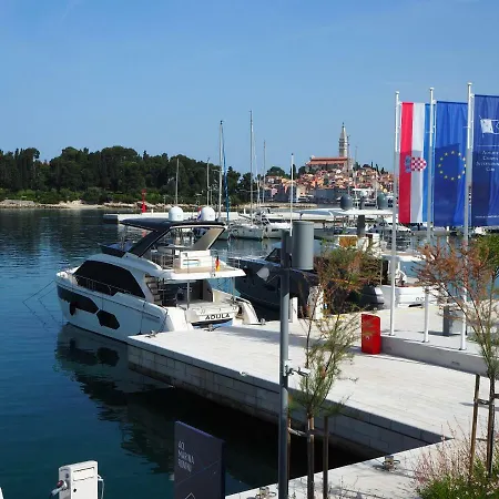Alessia Apartments-top Location And Garage Parking Rovinj